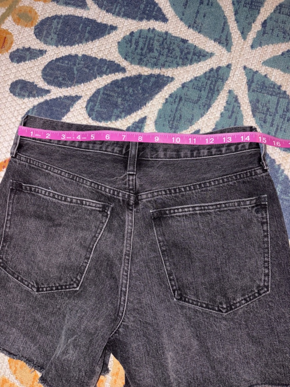 High-Rise Black Denim Cutoff Shorts size 26 - Picture 7 of 7